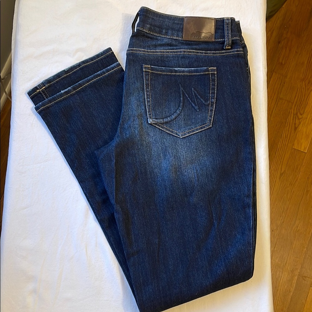 MAURICES women’s 11/12 LONG straight dark denim jeans